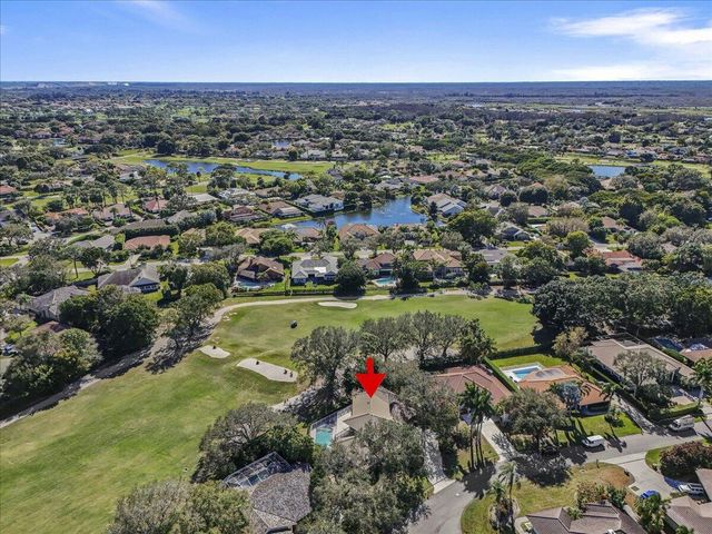 7 Alnwick Road, Palm Beach Gardens, FL 33418