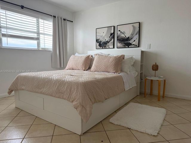 1881 Washington Avenue 10F, Miami Beach, FL 33139