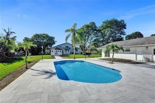 11811 SW 3rd St, Plantation, FL 33325