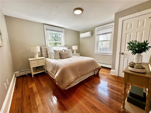 143 River Vue Avenue, Warwick, RI 02889