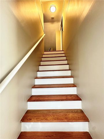 143 River Vue Avenue, Warwick, RI 02889