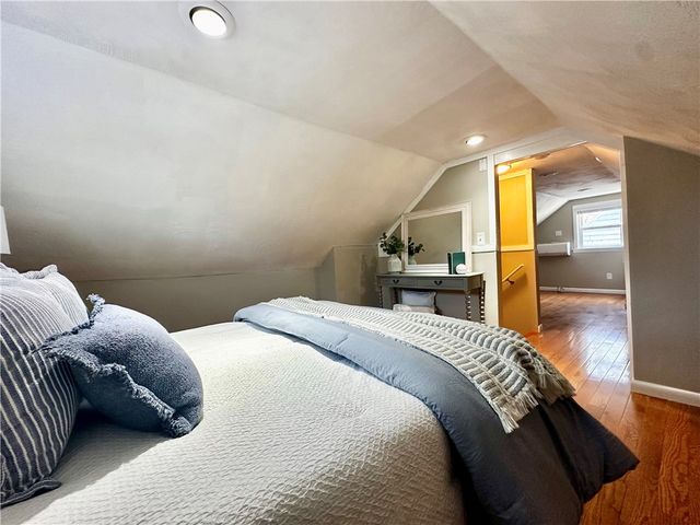 143 River Vue Avenue, Warwick, RI 02889