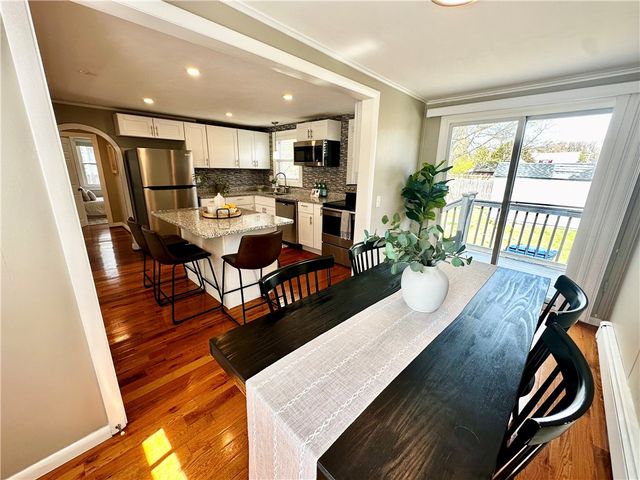 143 River Vue Avenue, Warwick, RI 02889