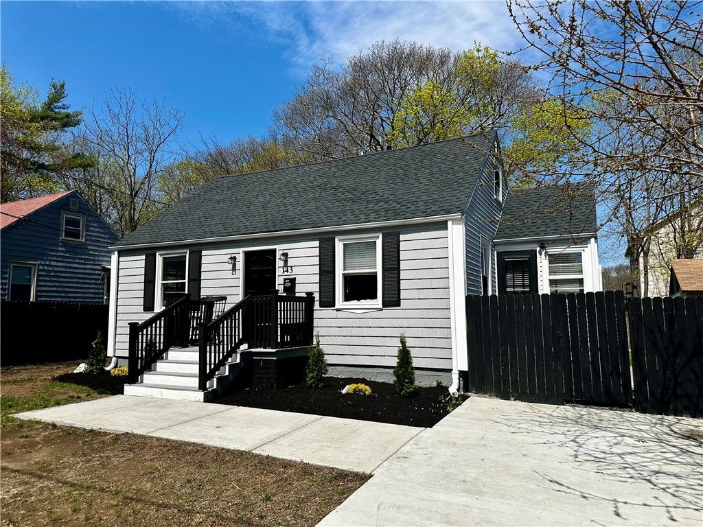 143 River Vue Avenue, Warwick, RI 02889