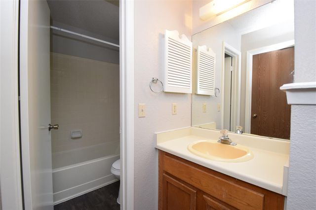 12309 Dellrey DR A, Austin, TX 78758