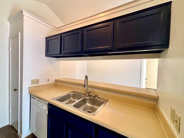 12309 Dellrey DR A, Austin, TX 78758