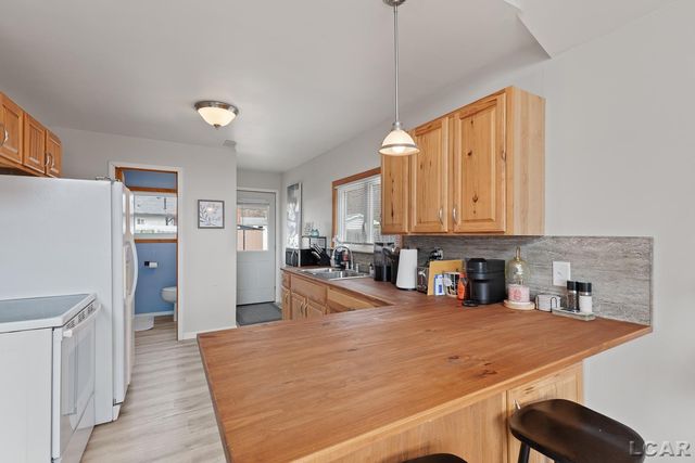 502 Wilbur Avenue, Brooklyn, MI 49230