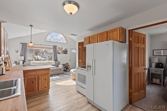 502 Wilbur Avenue, Brooklyn, MI 49230