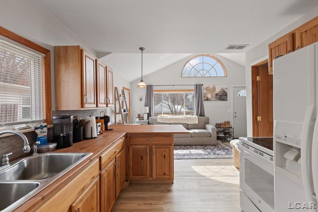 502 Wilbur Avenue, Brooklyn, MI 49230