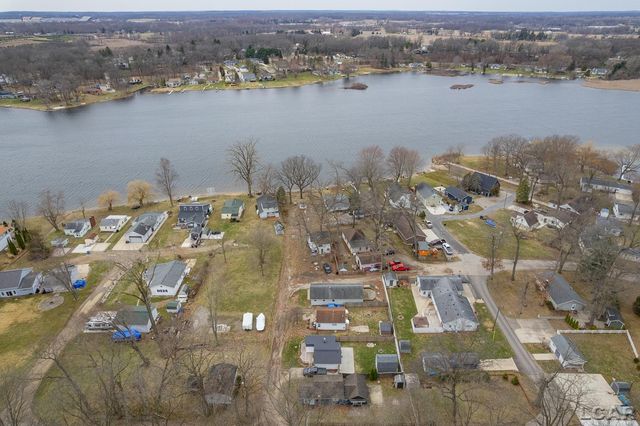 502 Wilbur Avenue, Brooklyn, MI 49230