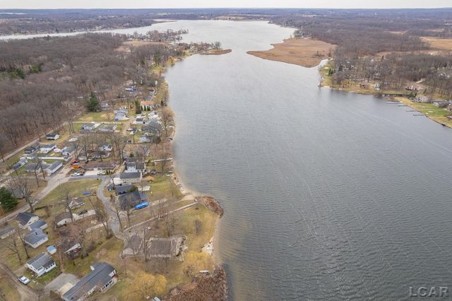 502 Wilbur Avenue, Brooklyn, MI 49230