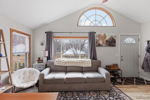 502 Wilbur Avenue, Brooklyn, MI 49230