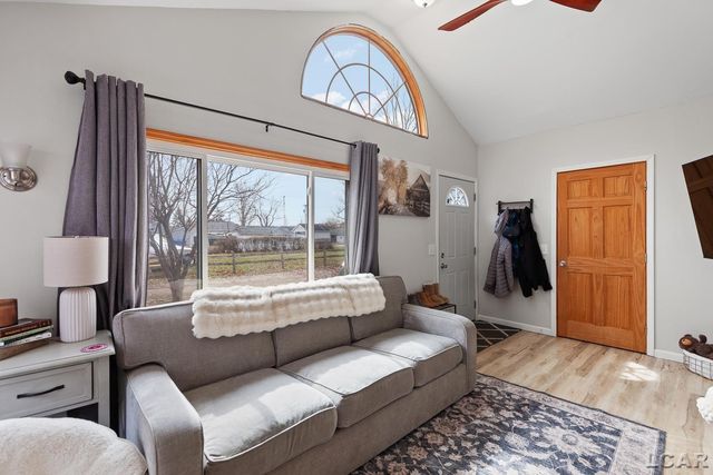 502 Wilbur Avenue, Brooklyn, MI 49230