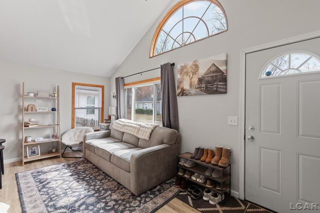 502 Wilbur Avenue, Brooklyn, MI 49230