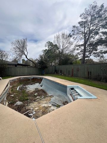 2008 Sexton Drive, Arlington, TX 76015