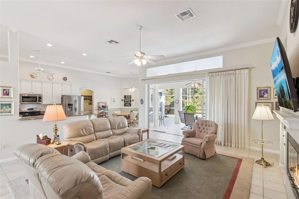 Image 15 of property listing at 9179 DOLLANGER COURT, Orlando, FL 32819