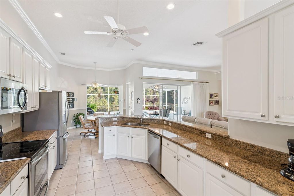 Image 10 of property listing at 9179 DOLLANGER COURT, Orlando, FL 32819