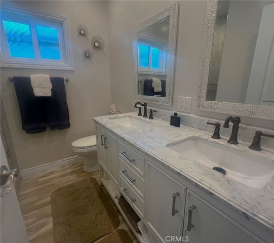 25 Saratoga, Newport Beach, CA 92660