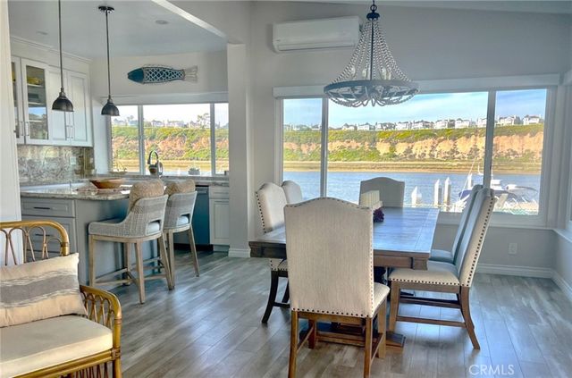 25 Saratoga, Newport Beach, CA 92660