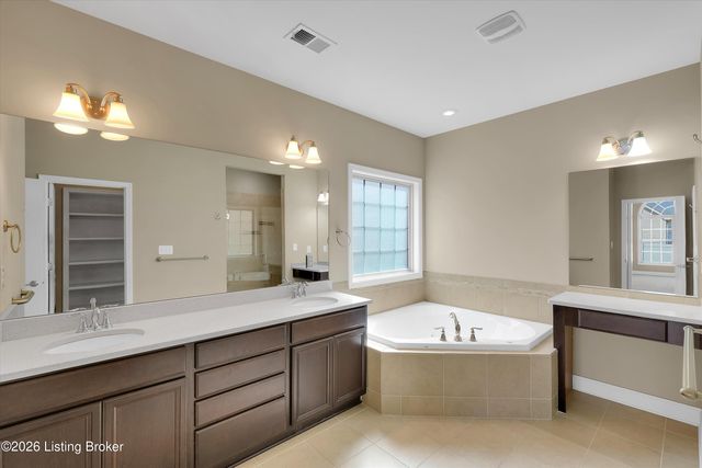 16907 Ascender Pass, Louisville, KY 40245