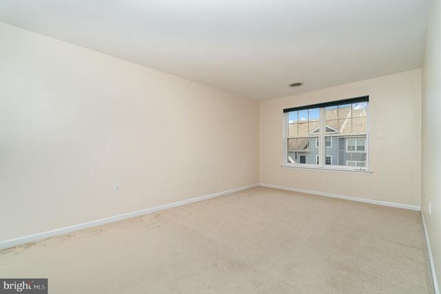 72 COURTYARD DR, Carlisle, PA 17013