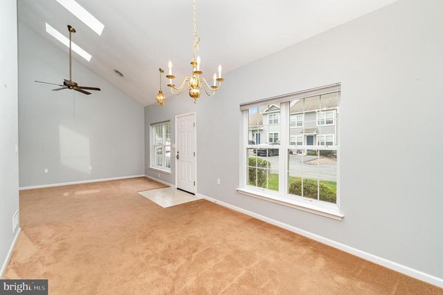 72 COURTYARD DR, Carlisle, PA 17013