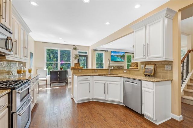 990 Sandtown Place Drive SW, Marietta, GA 30064