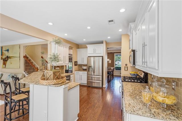 990 Sandtown Place Drive SW, Marietta, GA 30064