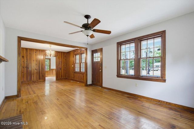215 E Baltimore Avenue, Pinebluff, NC 28373