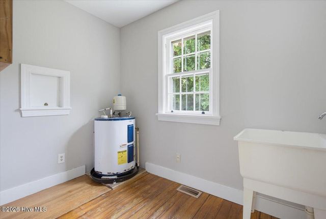 215 E Baltimore Avenue, Pinebluff, NC 28373