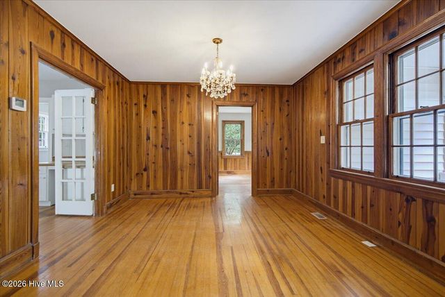 215 E Baltimore Avenue, Pinebluff, NC 28373
