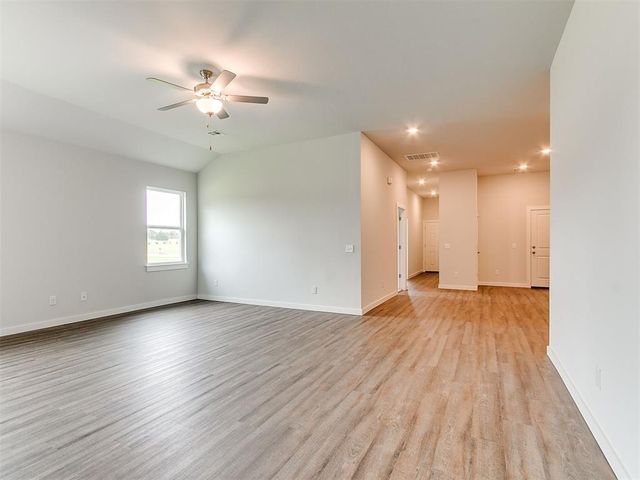 12974 Mannington Road, Edmond, OK 73025