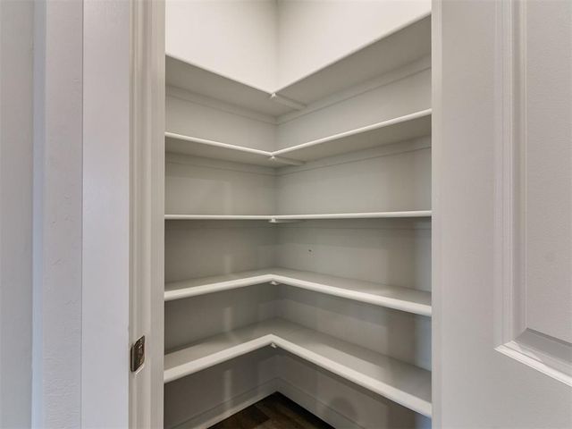 12974 Mannington Road, Edmond, OK 73025