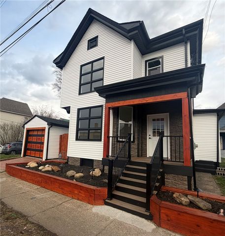 2207 7th Avenue Rear, Beaver Falls, PA 15010