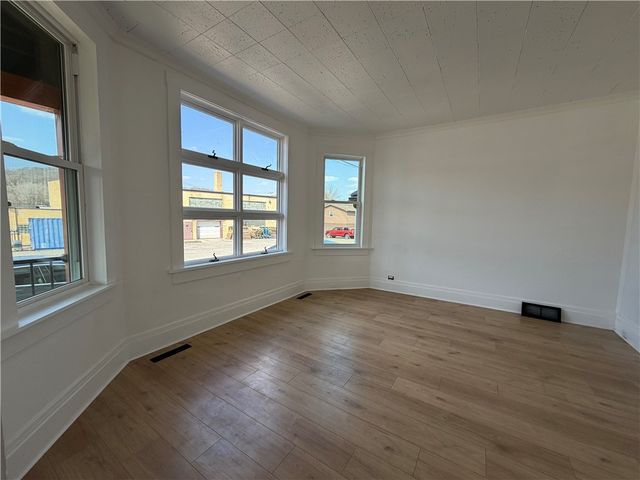 2207 7th Avenue Rear, Beaver Falls, PA 15010