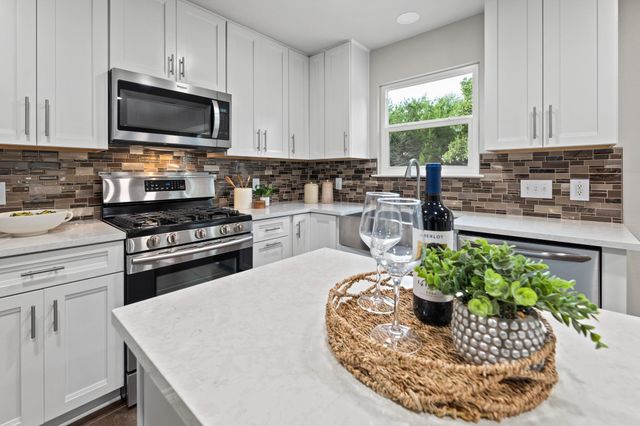 3401 Jordan CV, Leander, TX 78641