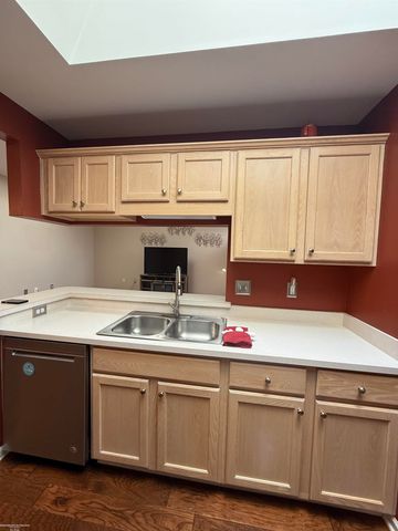 48607 Sugar Bush Court, Shelby Twp, MI 48315