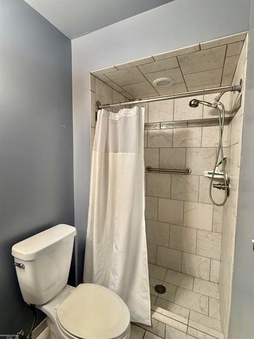 48607 Sugar Bush Court, Shelby Twp, MI 48315