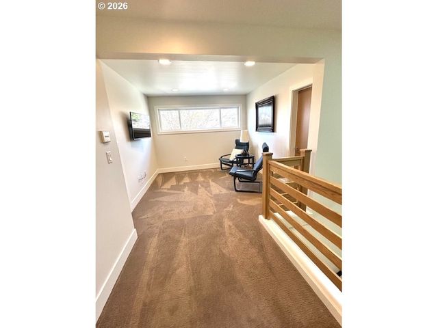 13841 PROVINCIAL HILL Dr, Lake Oswego, OR 97035