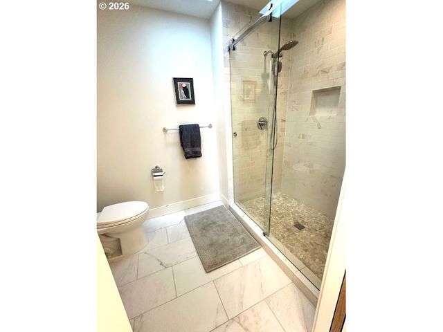 13841 PROVINCIAL HILL Dr, Lake Oswego, OR 97035