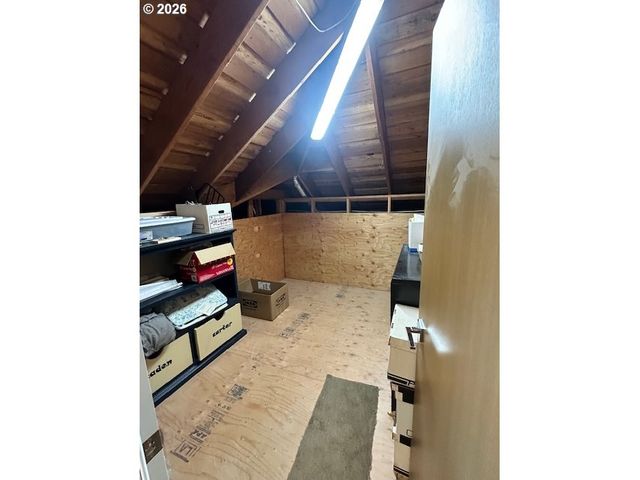 13841 PROVINCIAL HILL Dr, Lake Oswego, OR 97035