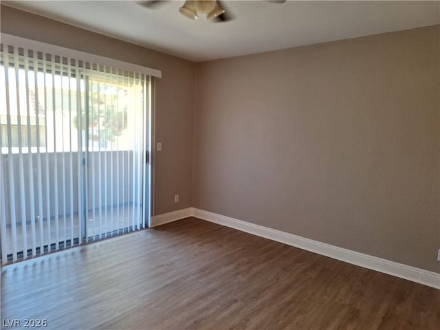1802 North Decatur Boulevard 203, Las Vegas, NV 89108