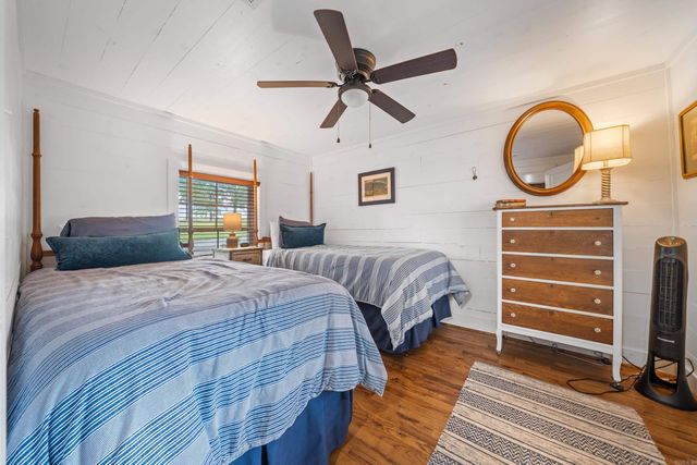 1061 Burchwood Bay Road, Hot Springs, AR 71913
