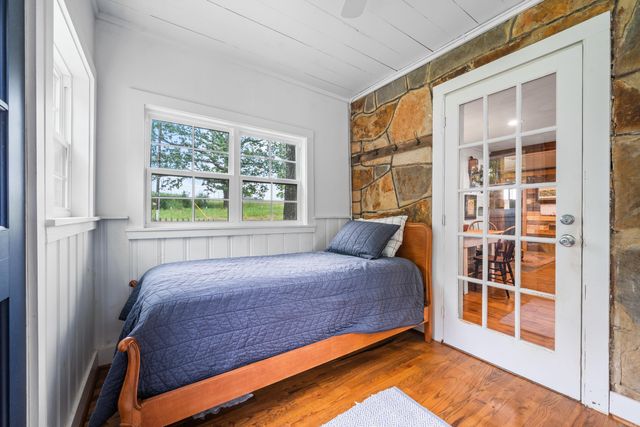 1061 Burchwood Bay Road, Hot Springs, AR 71913