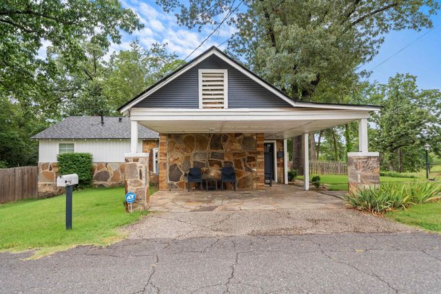 1061 Burchwood Bay Road, Hot Springs, AR 71913