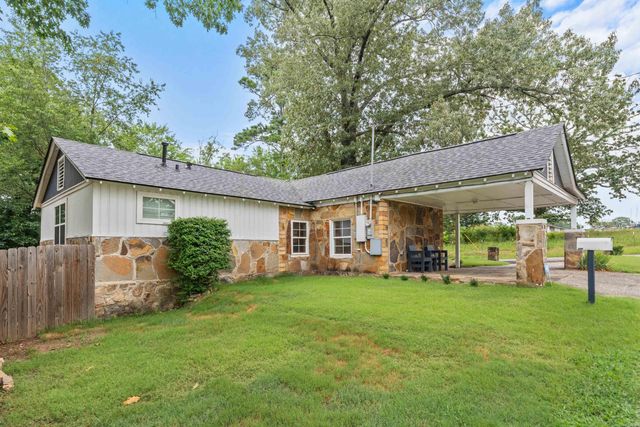 1061 Burchwood Bay Road, Hot Springs, AR 71913