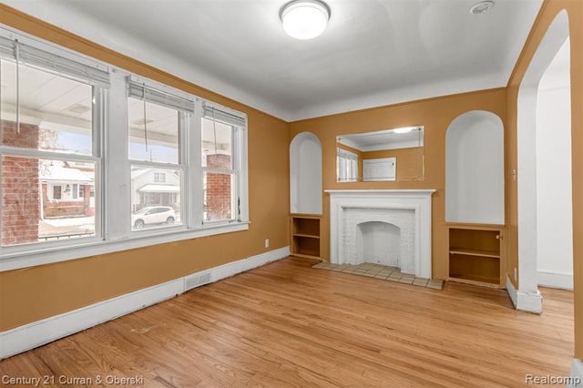 6559 Barrie Street, Dearborn, MI 48126