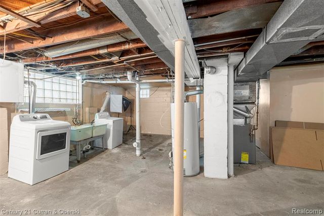 6559 Barrie Street, Dearborn, MI 48126