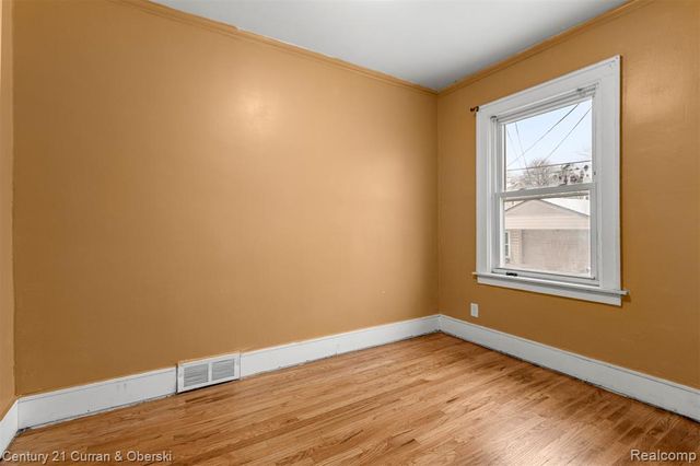 6559 Barrie Street, Dearborn, MI 48126