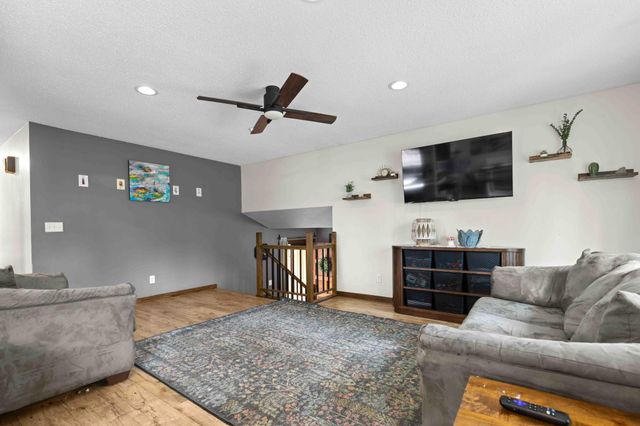 2101 26th Avenue S, Fargo, ND 58103